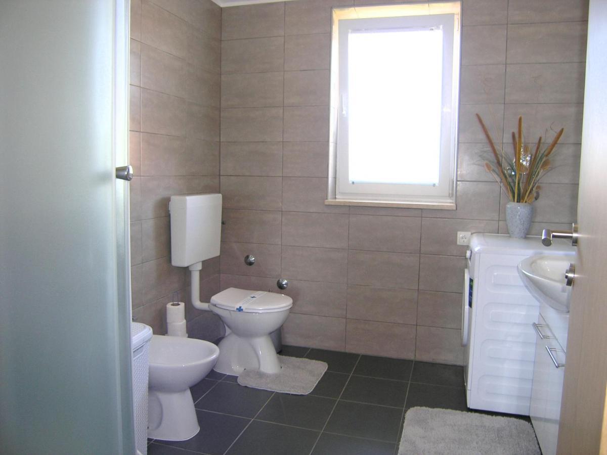 Apartment Goran Krk Town Exterior foto