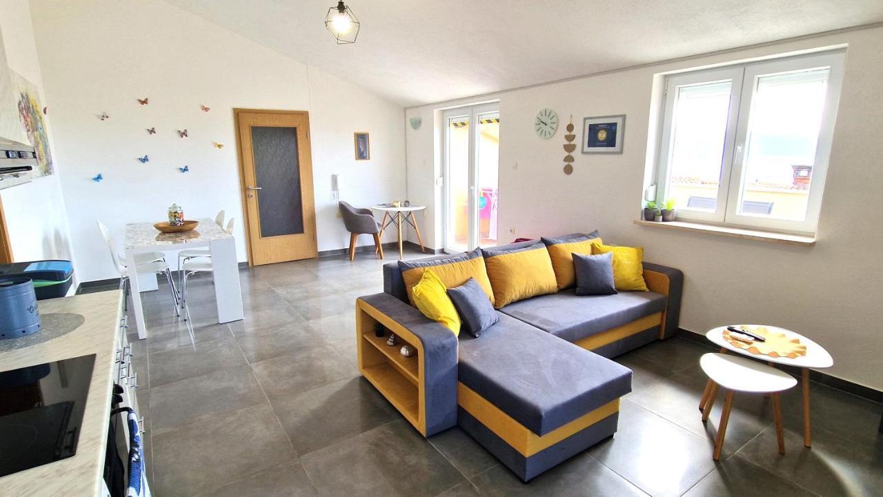 Apartment Goran Krk Town Exterior foto