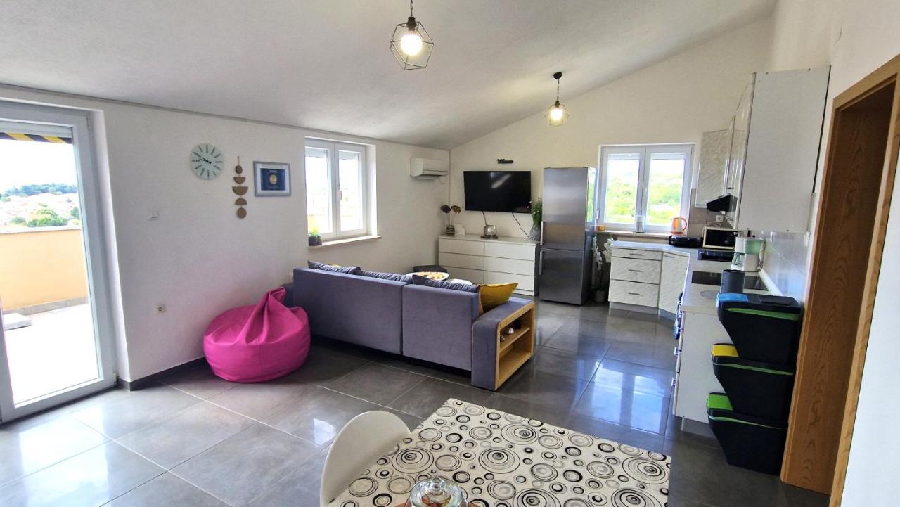 Apartment Goran Krk Town Exterior foto